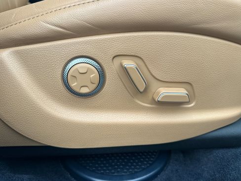 Used 2023 Genesis GV80 2.5T w/ Advanced Package image 22