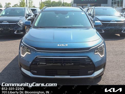 Certified 2025 Kia Niro EX Touring FWD image 7