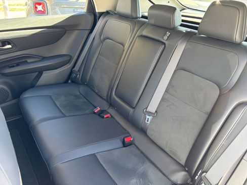 Used 2023 Nissan Ariya AWD image 26