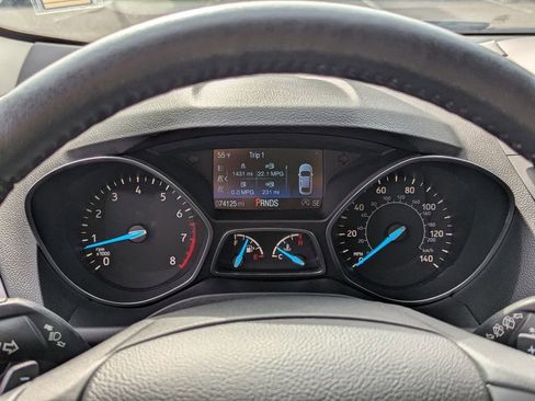 Used 2017 Ford Escape Titanium image 14