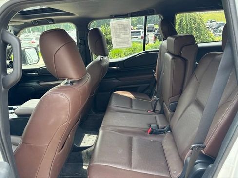 Used 2025 Toyota Land Cruiser w/ Premium Package AWD/4WD image 27