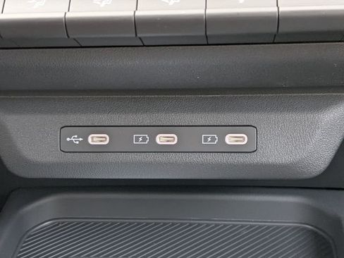 New 2027 Kia Seltos S FWD image 24