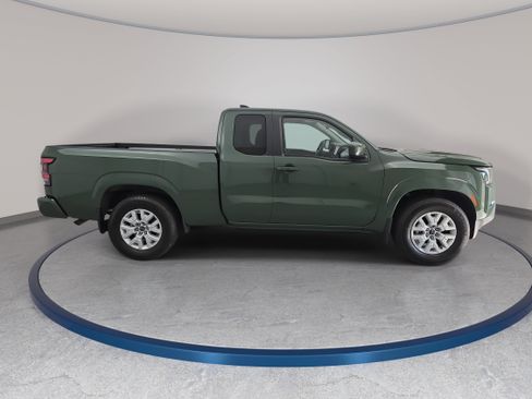 Certified 2023 Nissan Frontier SV w/ SV Convenience Package RWD image 4