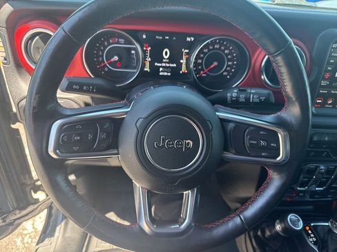 Used 2019 Jeep Wrangler Unlimited Rubicon AWD/4WD image 12