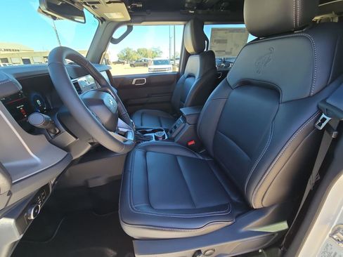 New 2026 Ford Bronco Outer Banks image 14