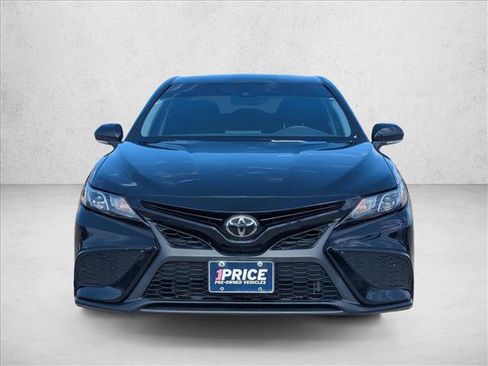 Used 2023 Toyota Camry SE w/ Convenience Package FWD image 2