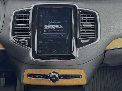 Used 2021 Volvo XC90 T8 Inscription Expression w/ Advanced Package image 34