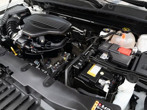 Used 2022 Chevrolet Blazer Premier w/ Enhanced Convenience Package image 15