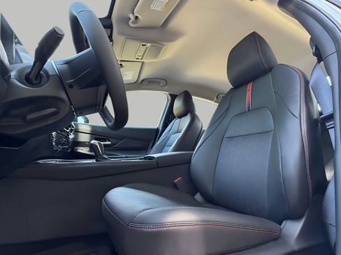 New 2026 Nissan Sentra SR w/ SR Premium Package FWD image 17