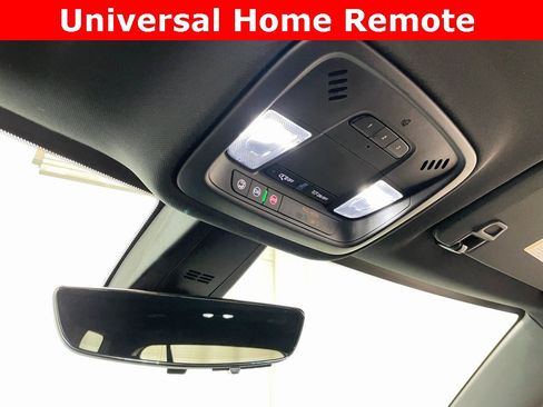 Certified 2022 Chevrolet Traverse LT image 30