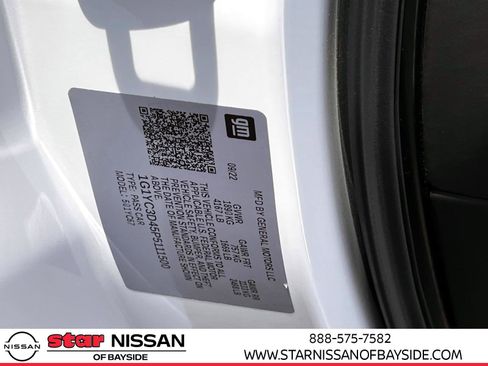 Used 2023 Chevrolet Corvette Stingray Premium Conv w/ Z51 Performance Package image 16