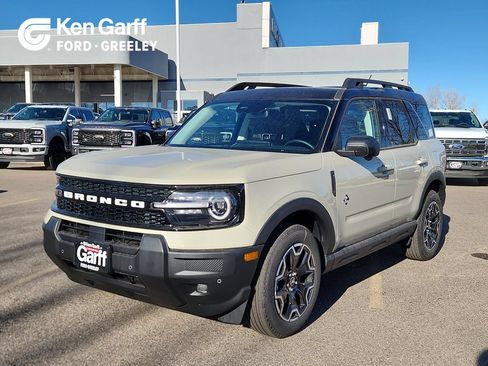 New 2025 Ford Bronco Sport Outer Banks w/ Outer Banks Tech Package+ AWD/4WD image 1