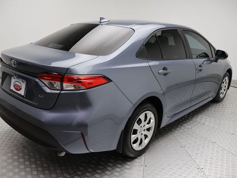 Certified 2025 Toyota Corolla LE image 8