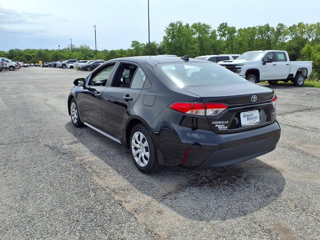 Used 2024 Toyota Corolla LE FWD image 9