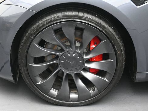 Used 2023 Tesla Model 3 Performance AWD/4WD image 32
