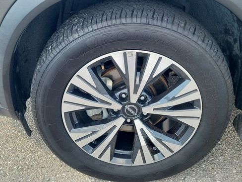 Certified 2023 Nissan Rogue SV w/ SV Premium Package image 12