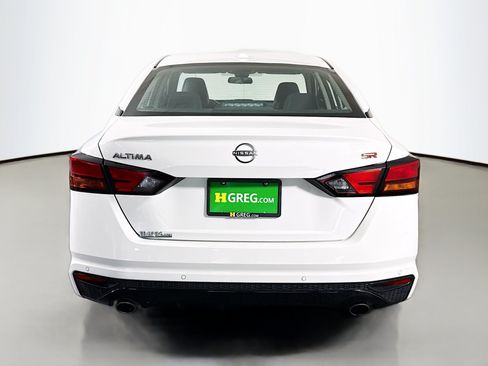 Used 2024 Nissan Altima 2.5 SR FWD image 8