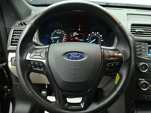 Used 2019 Ford Explorer 4WD image 15