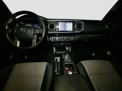 Certified 2023 Toyota Tacoma TRD Sport AWD/4WD image 9