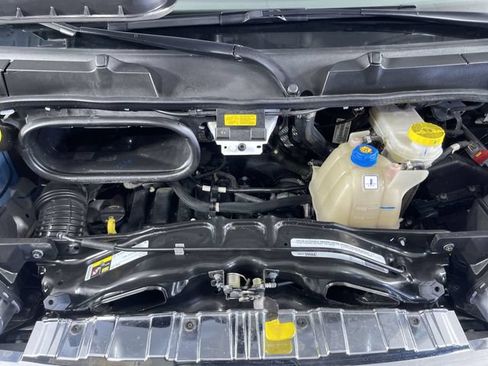 Used 2025 RAM ProMaster 2500 w/ U-Haul Equipment Group FWD image 44