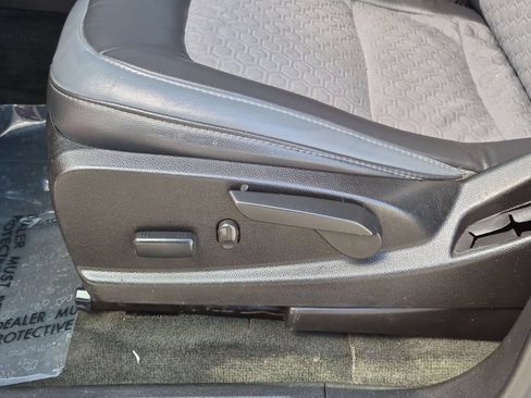 Used 2016 Chevrolet Colorado Z71 RWD image 22