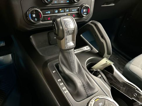 Used 2023 Ford Bronco Outer Banks image 11