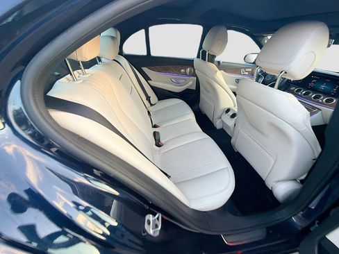 Used 2023 Mercedes-Benz E 450 4MATIC Sedan image 27