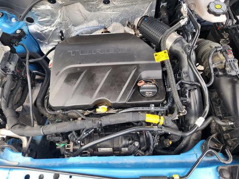 Used 2025 Chevrolet Trax RS w/ Driver Confidence Package FWD image 30