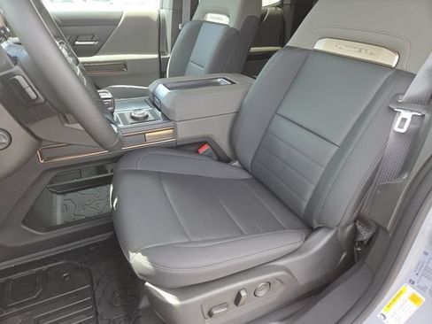 Used 2024 GMC Hummer EV 2X w/ LPO, Sport Package AWD/4WD image 35