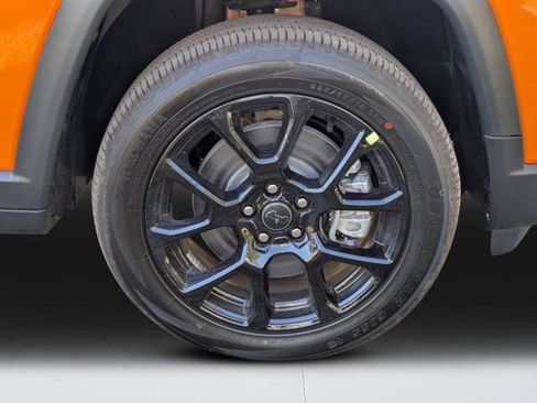 New 2026 Jeep Compass Latitude AWD/4WD image 8