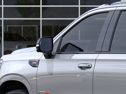 New 2026 GMC Yukon XL AT4 Ultimate AWD/4WD image 12