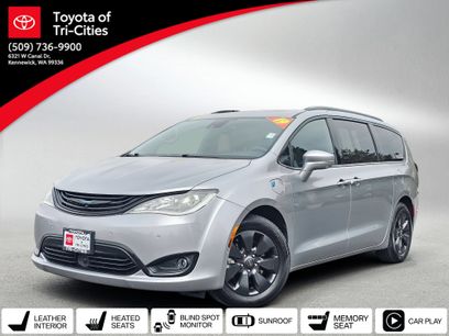 Used 2019 Chrysler Pacifica Limited w/ Advanced Safetytec Group