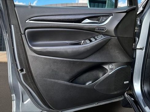 Used 2019 Buick Enclave Avenir w/ Avenir Technology Package image 18