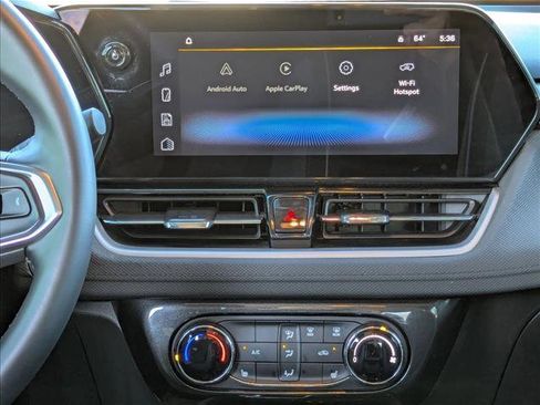 Used 2024 Chevrolet TrailBlazer LT w/ LT Cold Weather Package image 14