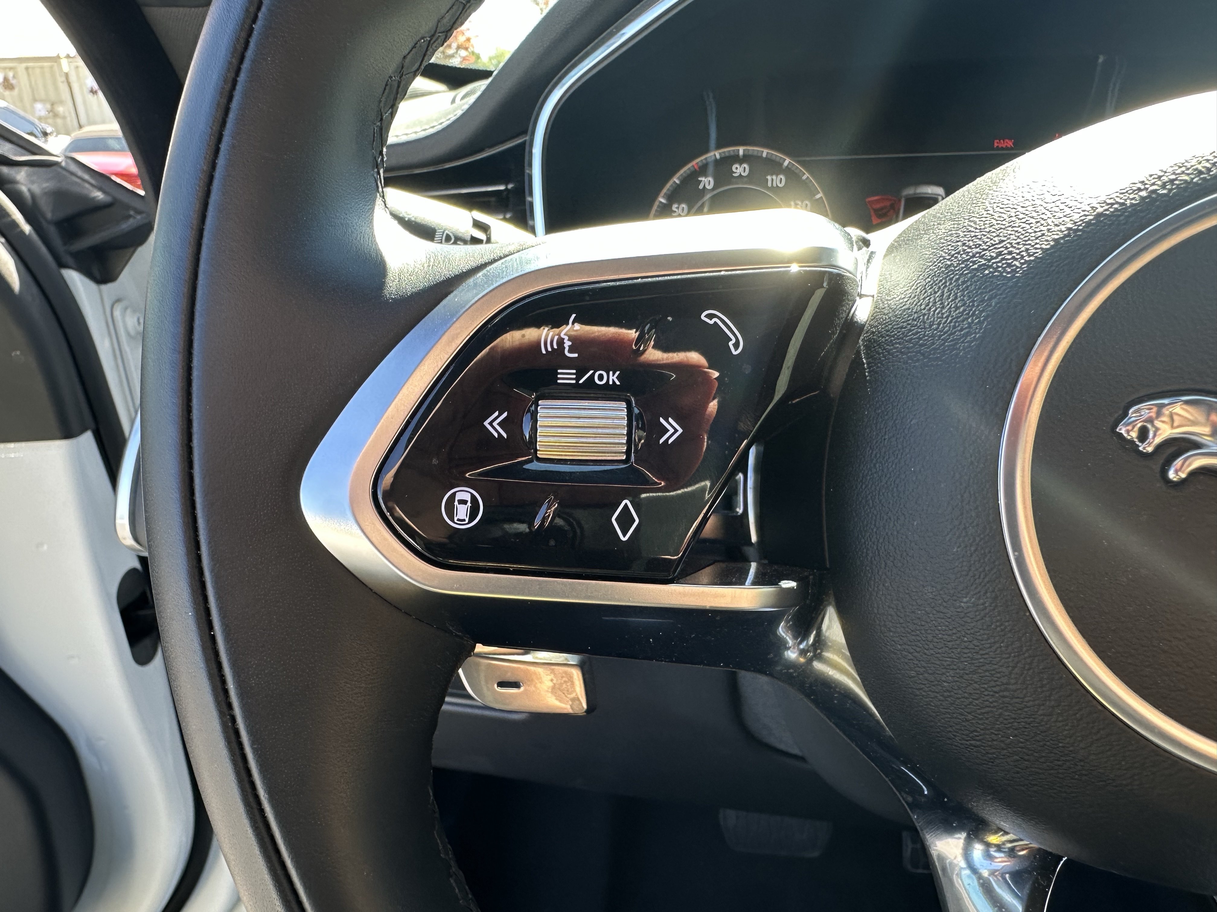 Used 2026 Jaguar F-PACE R-Dynamic S AWD/4WD image 20
