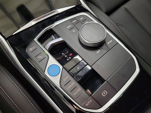 Used 2023 BMW i4 eDrive35 w/ Premium Package image 31