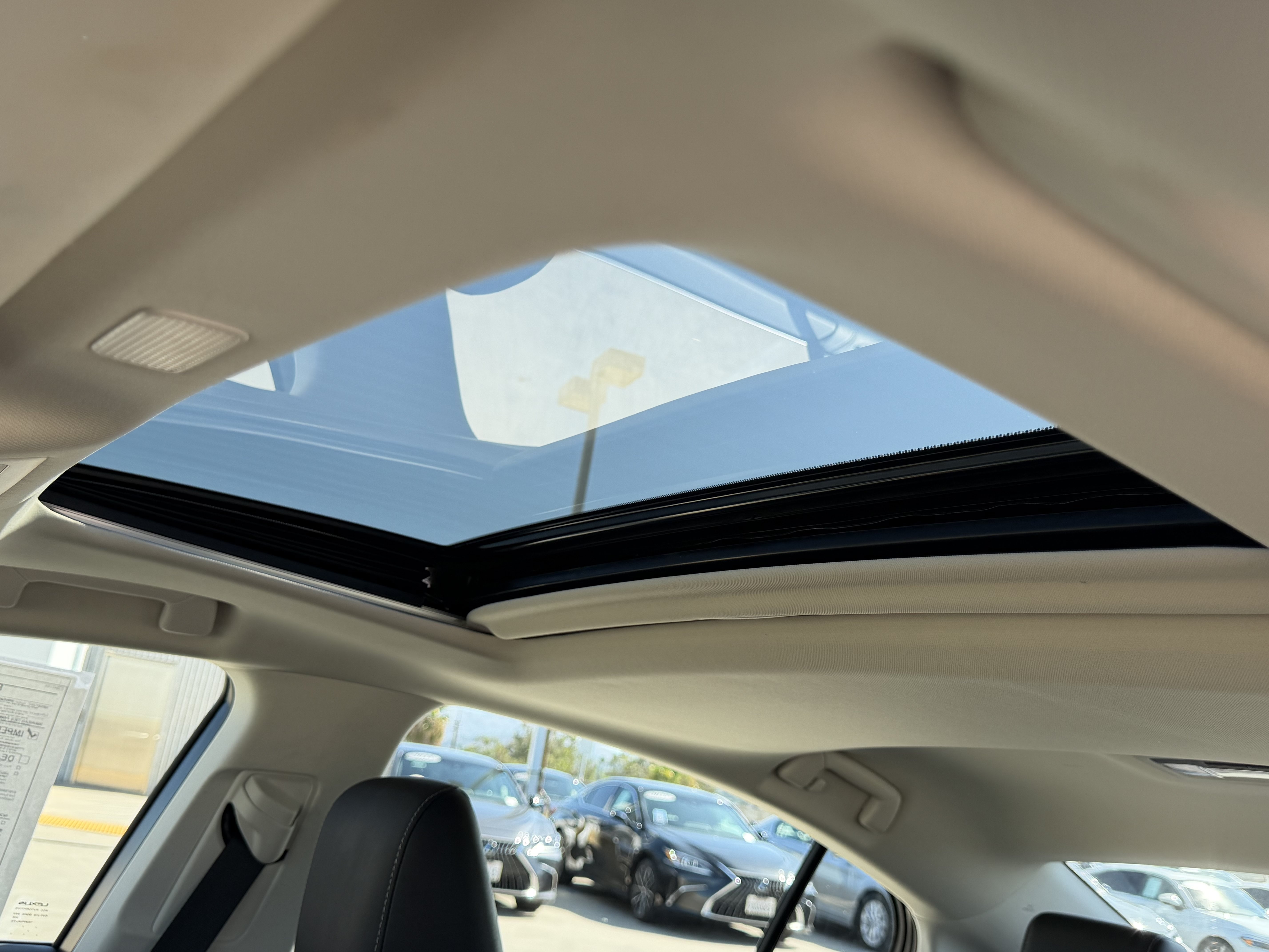 Certified 2025 Lexus ES 350 w/ Accessory Package (Z1) FWD image 22