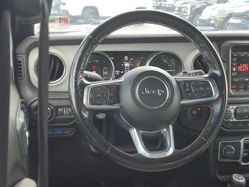 Used 2021 Jeep Wrangler Unlimited Sahara AWD/4WD image 11