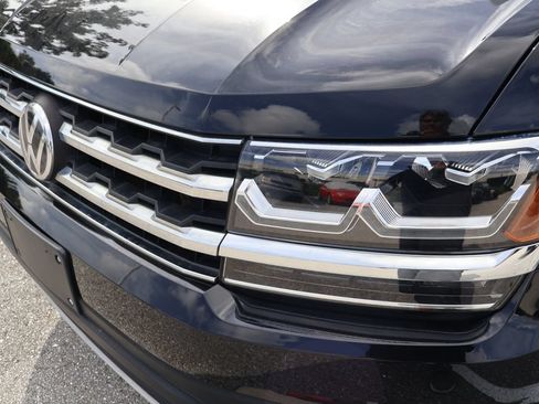 Used 2019 Volkswagen Atlas S FWD image 3