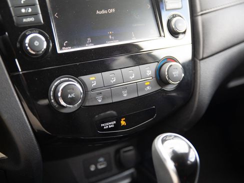 Used 2019 Nissan Rogue S w/ Special Edition Package image 13