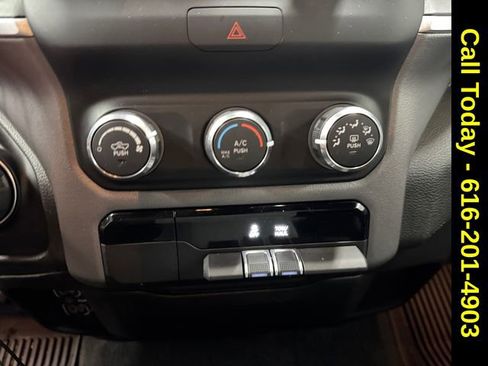 Used 2022 RAM 1500 Big Horn image 14