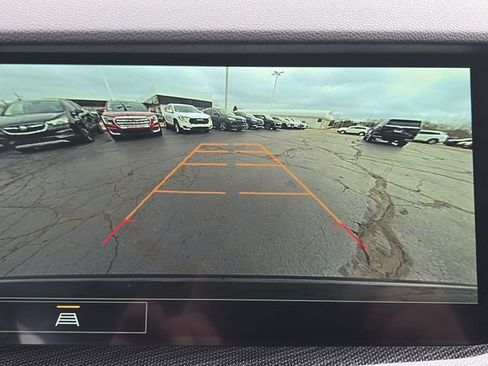 Used 2023 Buick Envision Preferred image 25