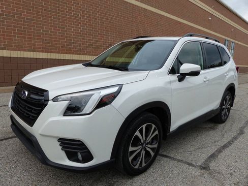 Used 2023 Subaru Forester Limited w/ Popular Package #2 AWD/4WD image 7