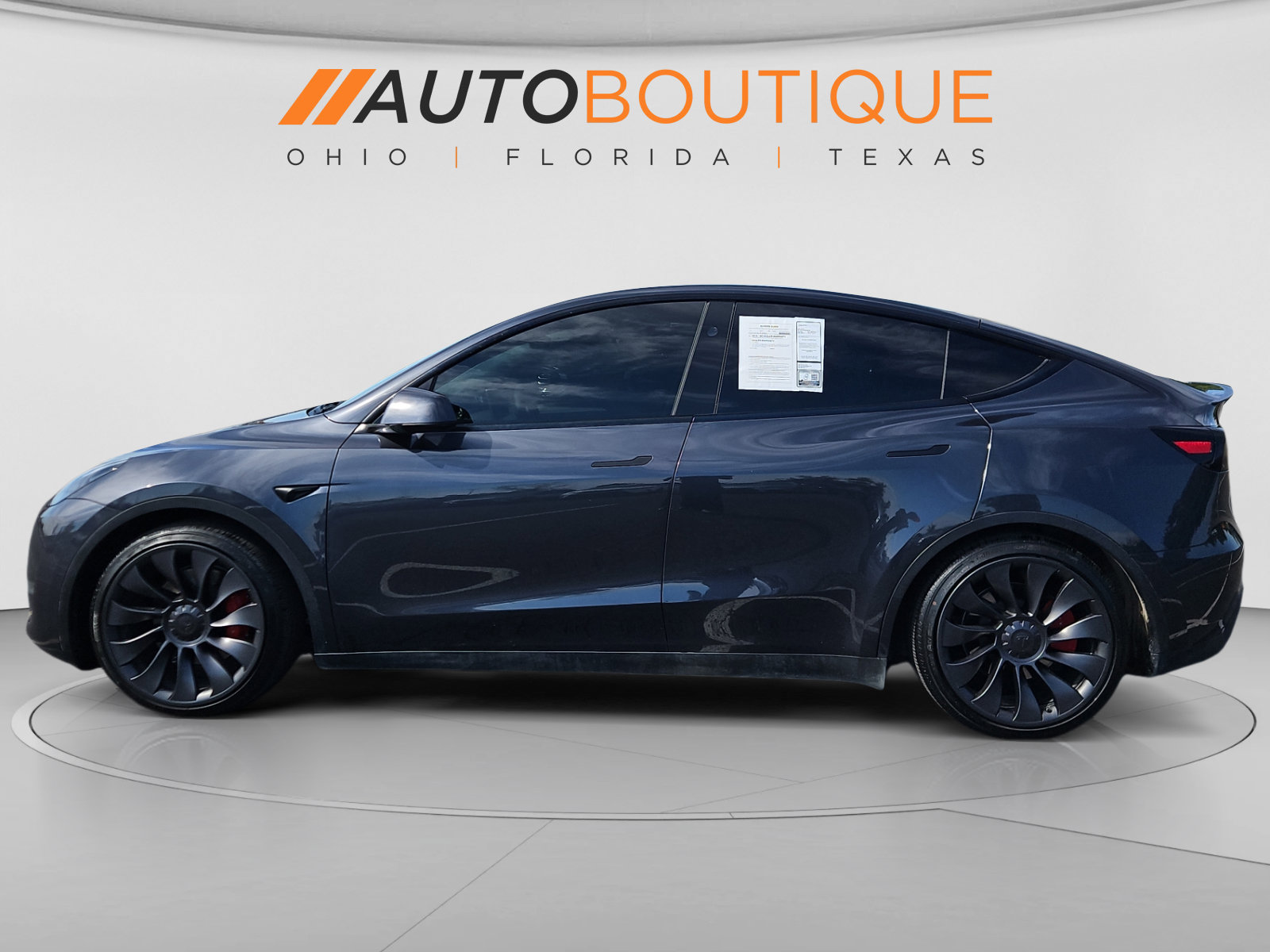 Used 2025 Tesla Model Y Performance AWD/4WD image 2