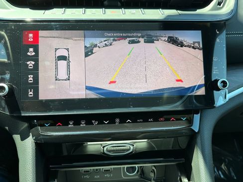 New 2026 Jeep Grand Cherokee L Limited AWD/4WD image 30