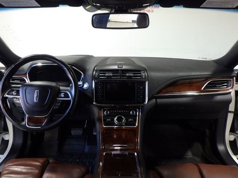 Used 2020 Lincoln Continental Reserve image 10
