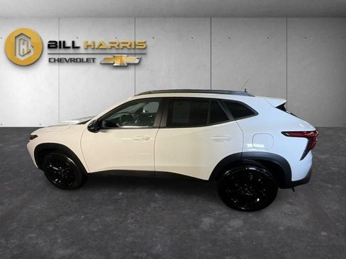 Used 2025 Chevrolet Trax ACTIV w/ Driver Confidence Package FWD image 13