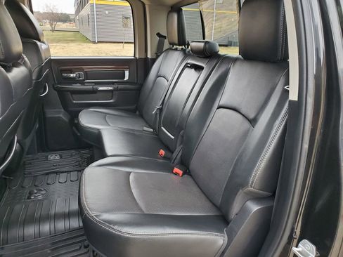 Used 2016 RAM 3500 Laramie w/ Convenience Group image 23