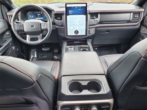 Certified 2023 Ford Expedition Limited image 8