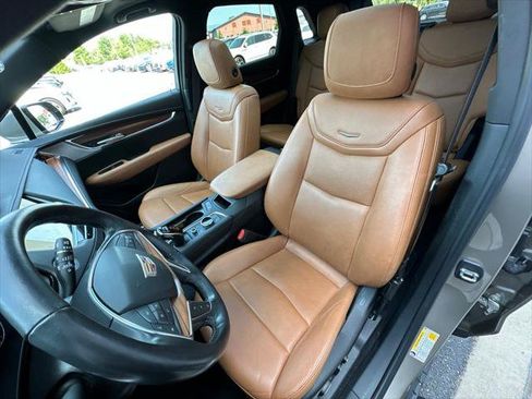 Used 2023 Cadillac XT5 Premium Luxury AWD/4WD image 7